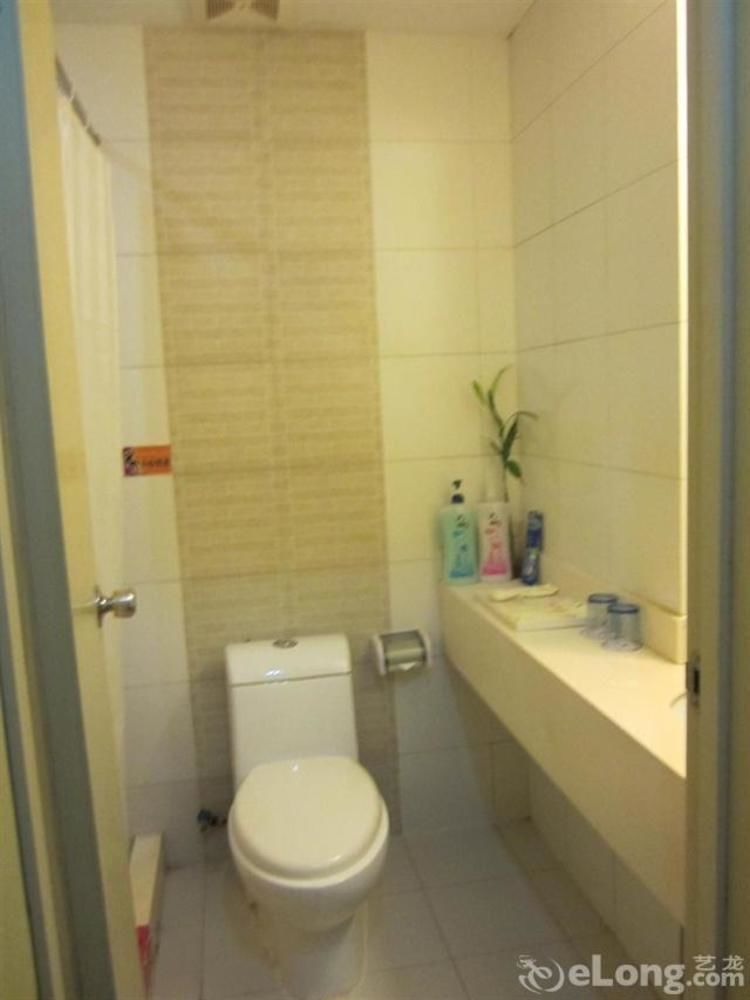 Haitian E Inn Qingdao Esterno foto